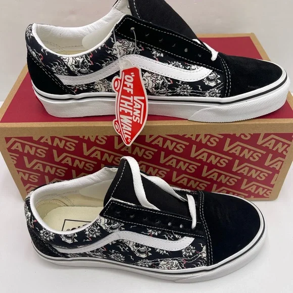 Vans Men’s Old Skool (Flash Skulls)Multi/True White Sneakers
VN0A38G118C - Picture 3 of 16
